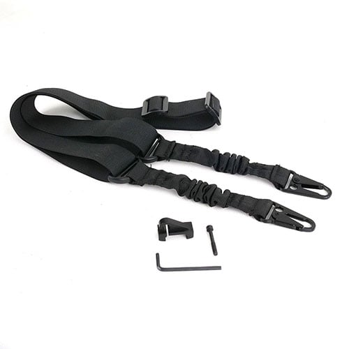 Il Tactical Operator Mug Carry Kit garantisce un trasporto sicuro e pratico della tua tazza, grazie al robusto meccanismo del carabiner per un accesso immediato.